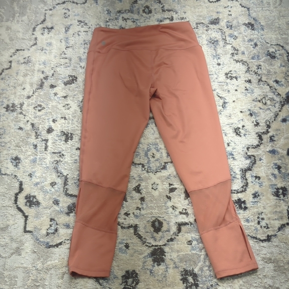 Peach High-Waisted Leggings - Picture 6 of 6